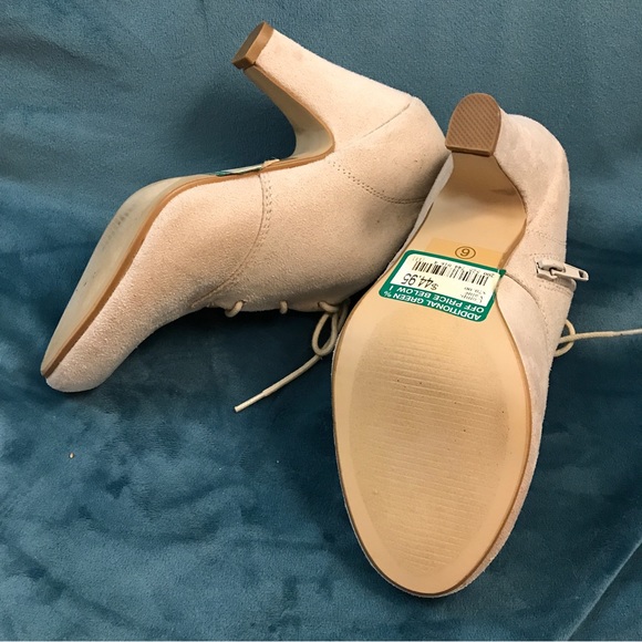 Cream ivory white heels - Picture 2 of 2